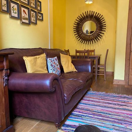 Charming 1 Bedroom Edinburgh Apartment Bagian luar foto